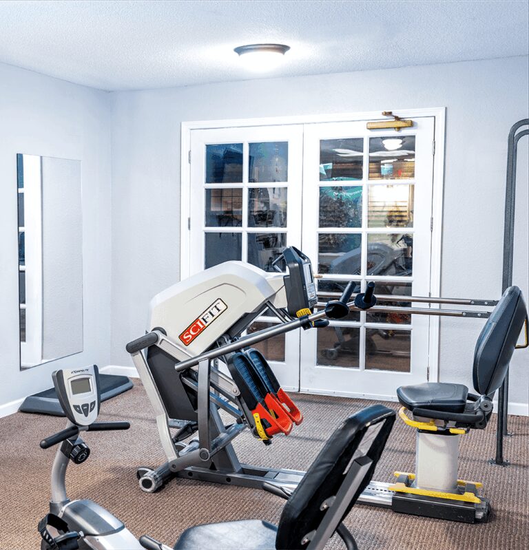 The Courtyard at Wheelersburg fitness room